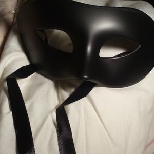 New! Black Masquerade Mask